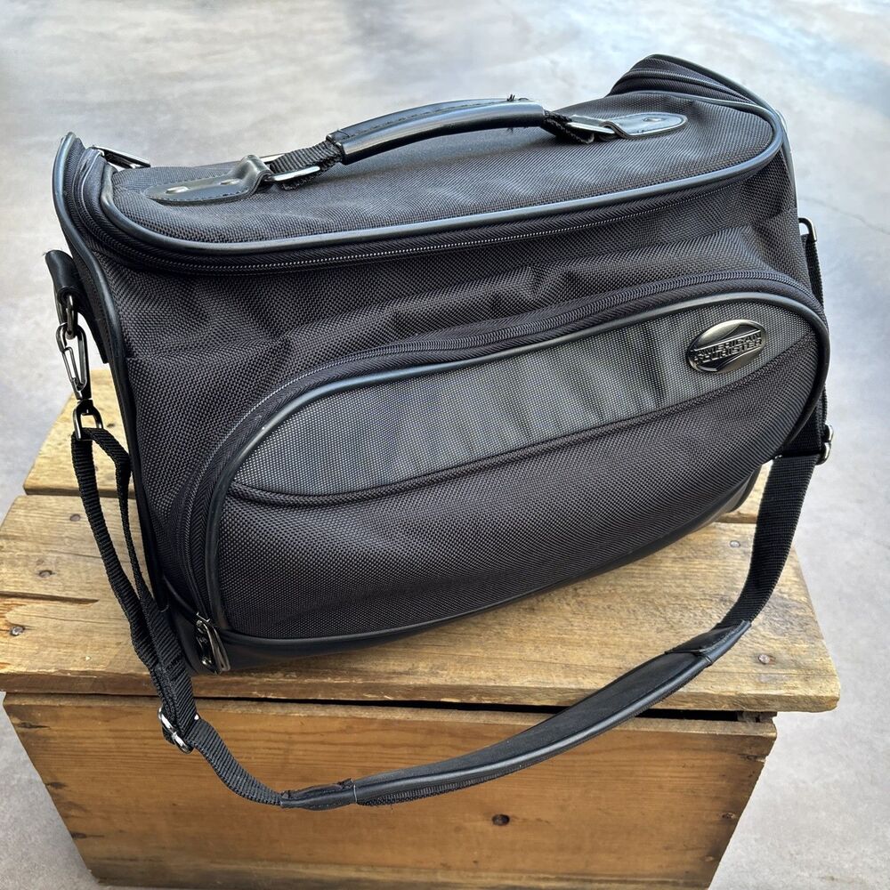 American Tourister Carry On Soft Side Overnight Luggage Tote Black Color w/Strap